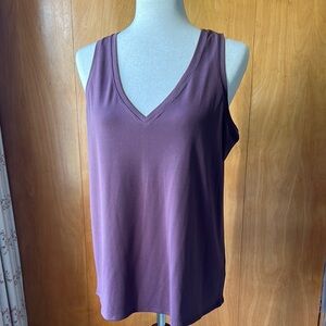 Express: Women's Purple Sleeveless Top (NWOT)